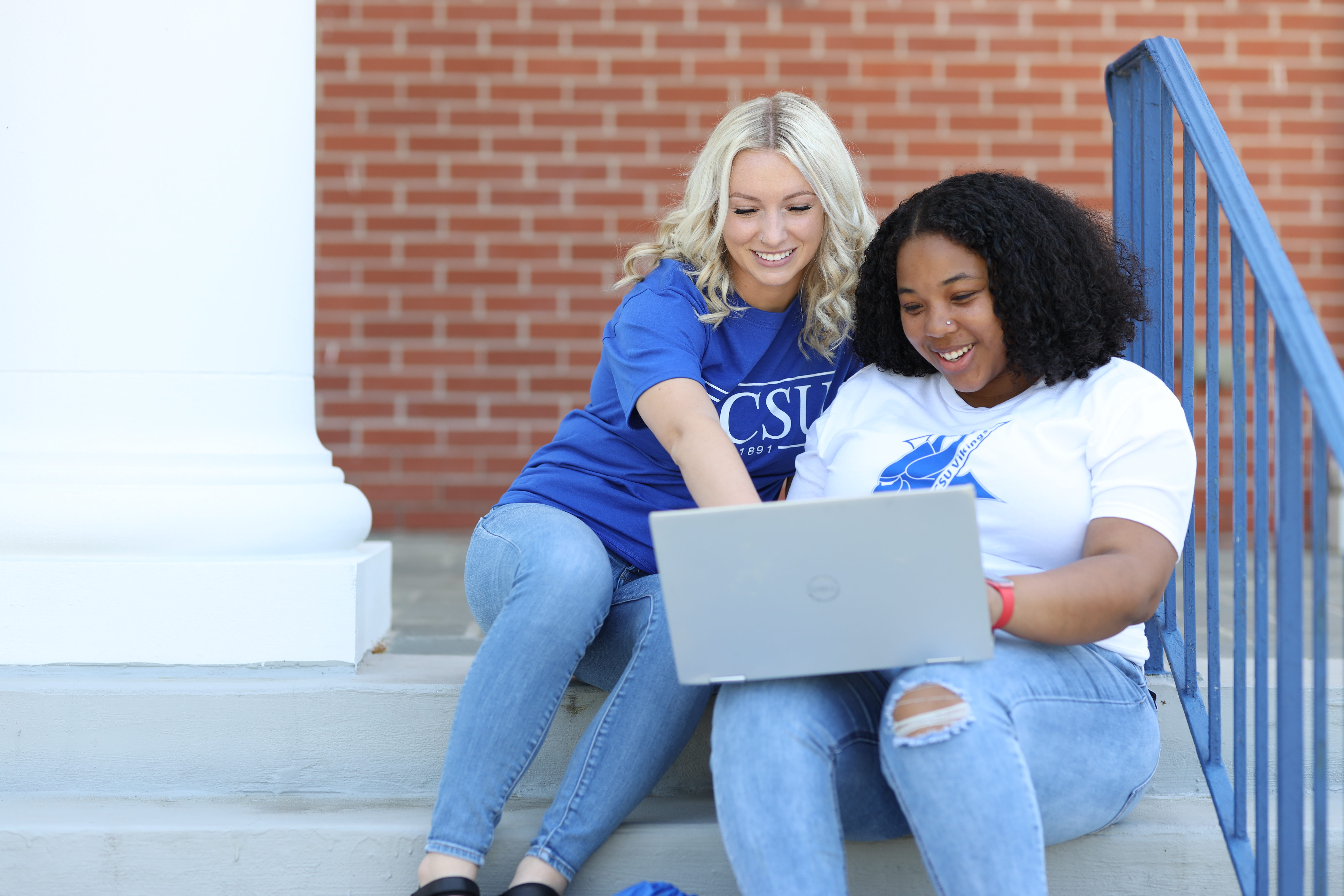 Female students at computer